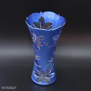 Elegant modern colored glass flower vase