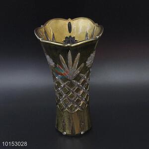 Customized  fashion modern colored glass flower vase