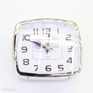 High Quality Mute Table Clock Classical Square Design