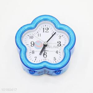 Cartoon flower shape plastic mini desk clock