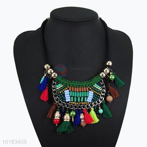 Fashion Sweet Design Necklace with Tassels Pendant