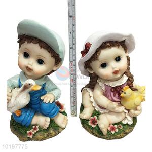 Hot Sale Polyresin Decoration Figurine in Kids Shape