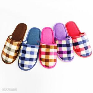 Factory promotional price winter bedroom slippers