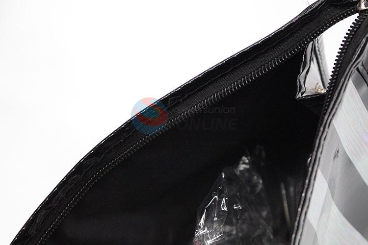 Wholesale Women Fashion Laser Striped Pattern Waterproof Cosmetic Bag