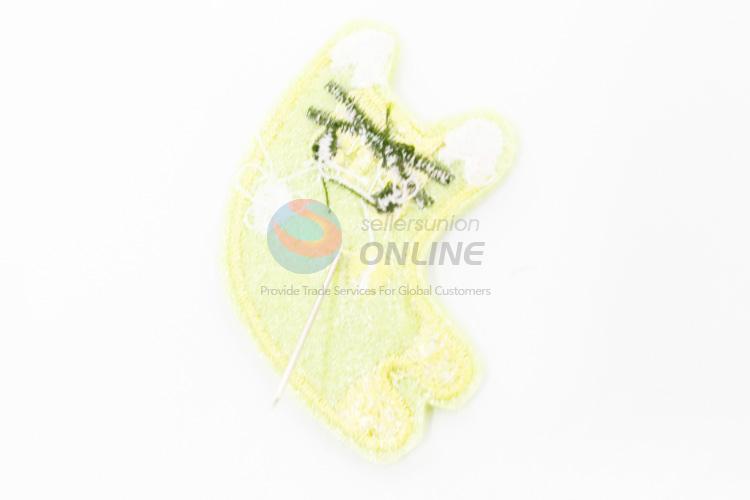 Nice deisgn custom cat shape embroidery badge brooch