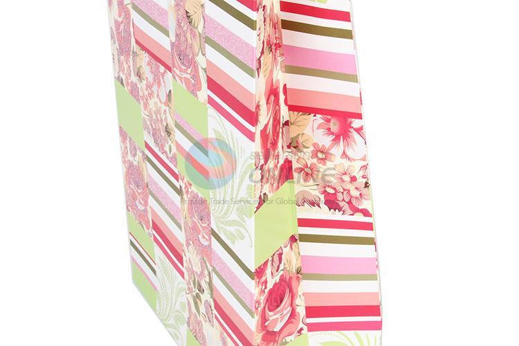 Promotional Flower Pattern Gilding Gift Bag/Paper Packing Bag for Sale