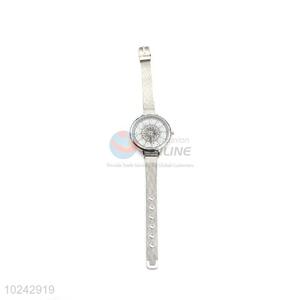 Wholesale Nice Wrist Watch with Steel Watchband for Sale