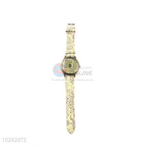 Promotional Golden Wrist Watch with Leathern Watchband for Sale