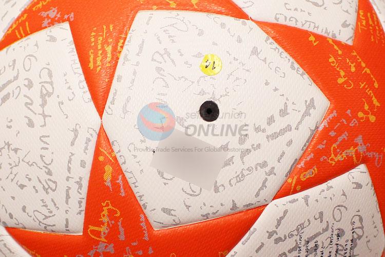 Popular Wholesale Machine Stitched Football with Straw Mat Grain, Soccer with Rubber Liner