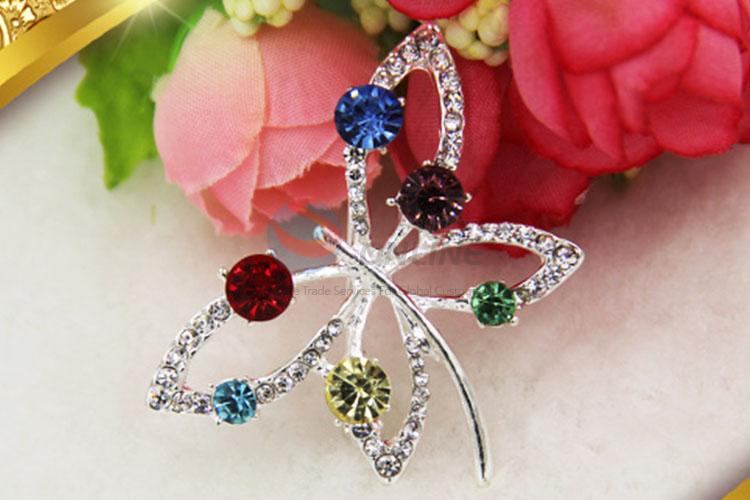 Rhinestone Brooch for Wedding Invitations in Bowknot Shape