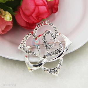 Flower Shaped Luxury Rhinestone Brooch for Ladies