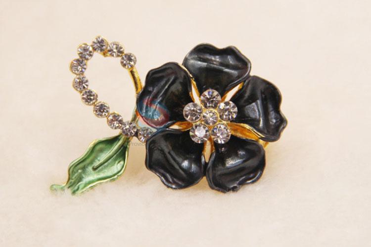 Fashion Style Crystal Rhinestone Breastpin Brooch Pin