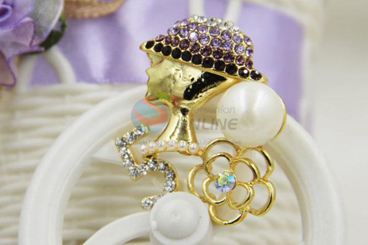 Elegant Decorated Crystal Rhinestone Brooch for Decoration