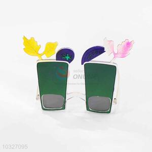 Cup Shaped Fashion Party Glasses