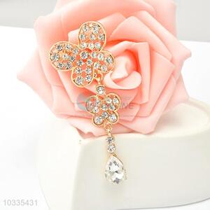 Bottom price factory supply flower brooch