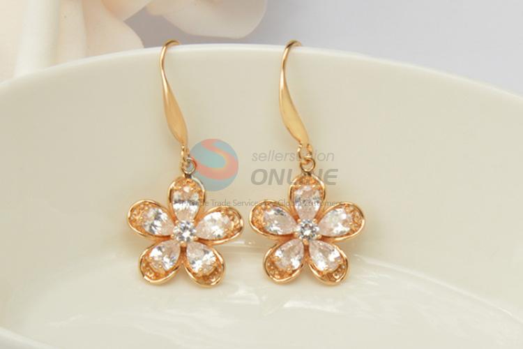 Lovely design custom daisy zircon earrings