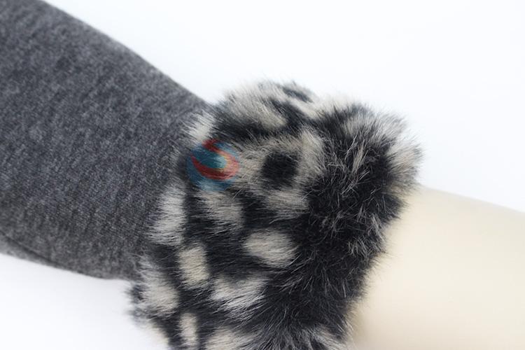 Low price factory promotional women winter warm gloves