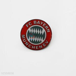 Cheap wholesale badge custom bayern school lapel pin