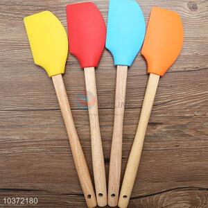 Low price new arrival yellow/red/blue/orange silicone scraper