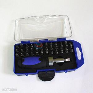 Comfortable parctical screw tool set