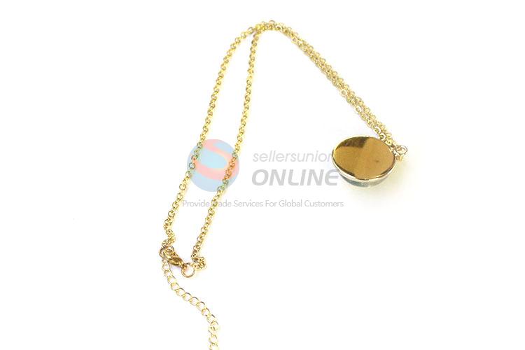 Fashion Zinc Alloy Necklace Moon Shape Pendant With Chain