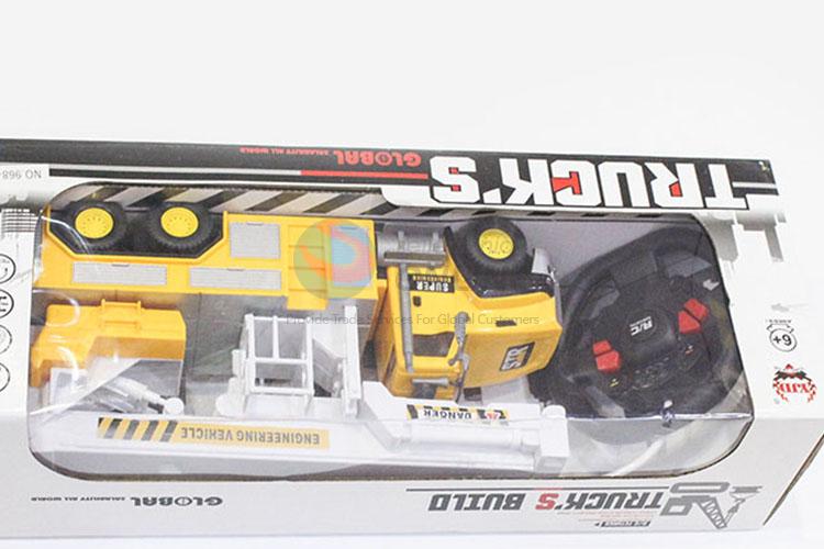 China Factory Four-channel Remote Control Truck Kids Toy Car with Light