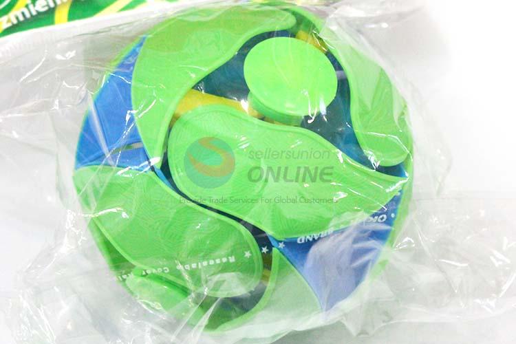 Hot Selling 8 Cm Magic Toy Ball Funny Switch Pitch Ball