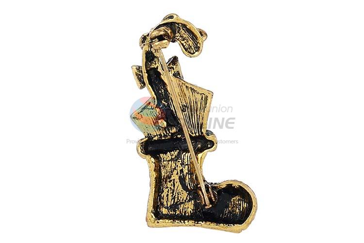 Factory supply Christams boot shape alloy brooch
