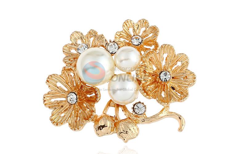 China branded flower pearl alloy brooch