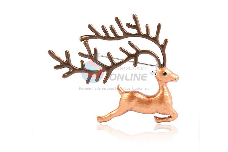 Wholesale cute deer shape alloy brooch