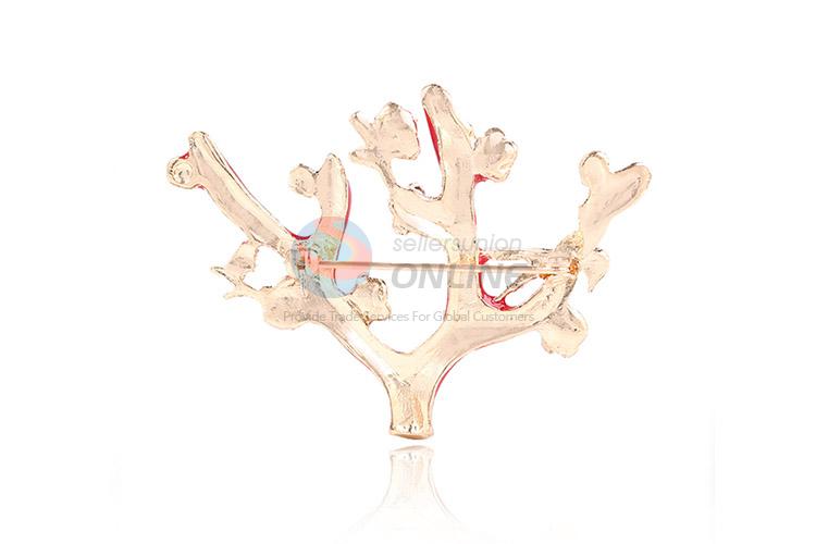 Low price tree shape alloy brooch