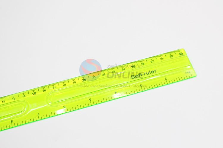 China Manufacturer Scale Plastic Ruler for School Students