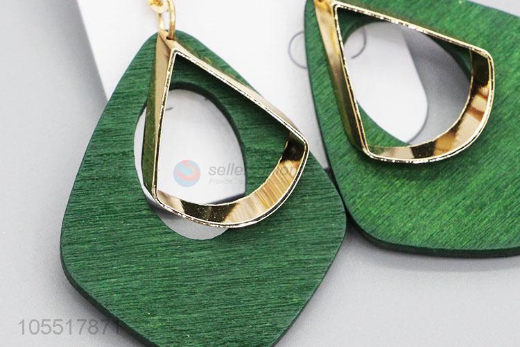 Factory Sale Elegant Women Fashion Jewelry Stud Earrings