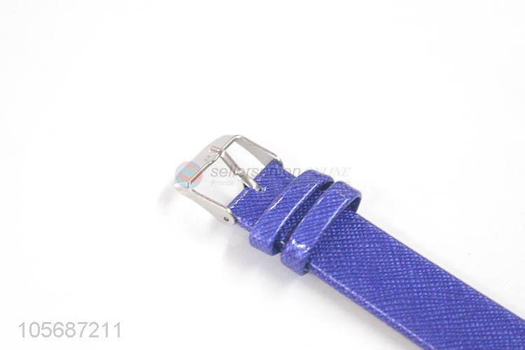 PoPU lar Modern Alloy Watch With PU  Watchband