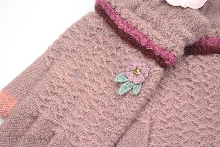 Wholesale Flower Design Touchscreen Glove For Ladies