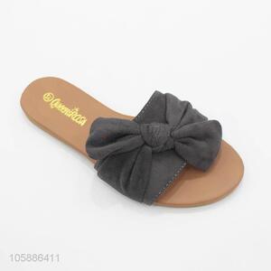 China maker faux suede bowknot embellished ladies flat slippers