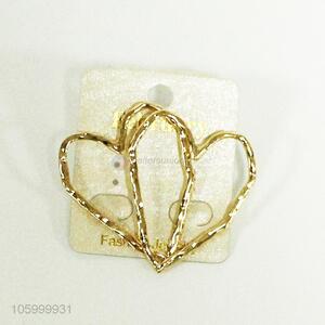 Professional supplier golden heart shape alloy earstuds women earrings