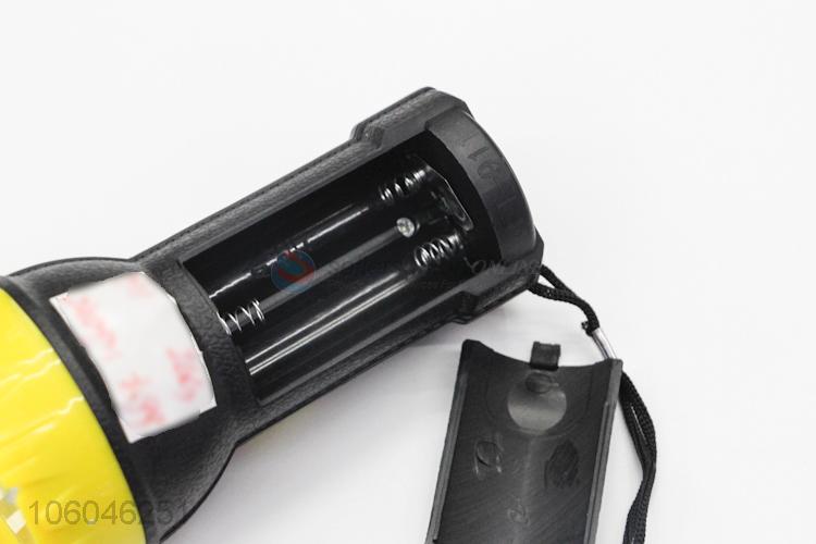 Cheap price dry battery plastic led torch flashlight