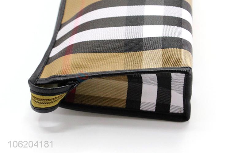 Fashionable hot selling check printed pu cosmetic bag