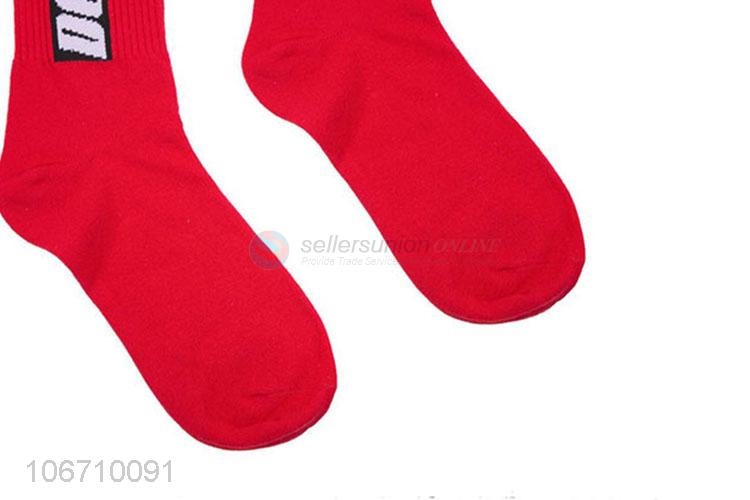 Top Quality Cotton Mid Calf Men Red Sport Socks