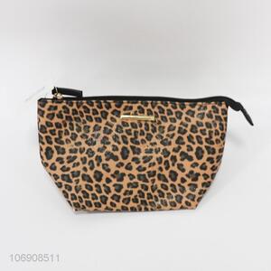 High quality leopard print pvc cosmetic bag with zippler