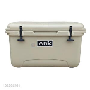 Excellent quality 45L food grade enviromental material insulated box cooler box