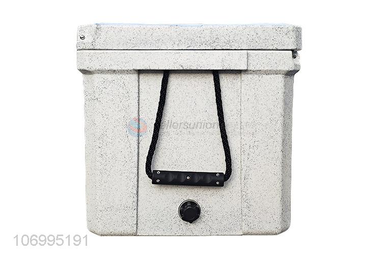 Hot products 75L food grade enviromental material insulated box cooler box