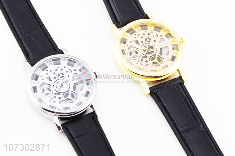 Unique Design PU Watchband Fashion Watches For Men