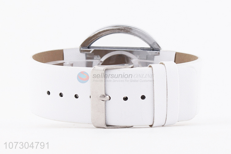 New Style PU Watchband Watches Fashion Wrist Watch