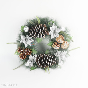 Wholesale Price Holiday Decor Artificial Plastic Christmas Wreath