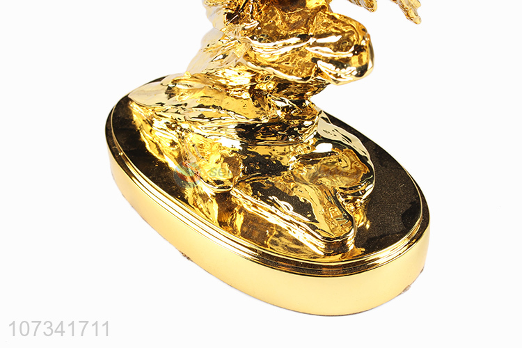 Hot selling home decorations gold eagle figurine resin statuette