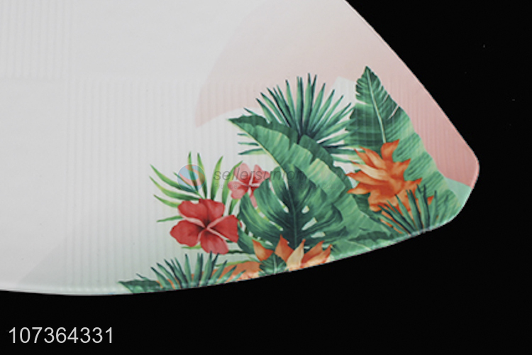 Good Quality Triangle Shape White Dinner Plate Melamine Tableware