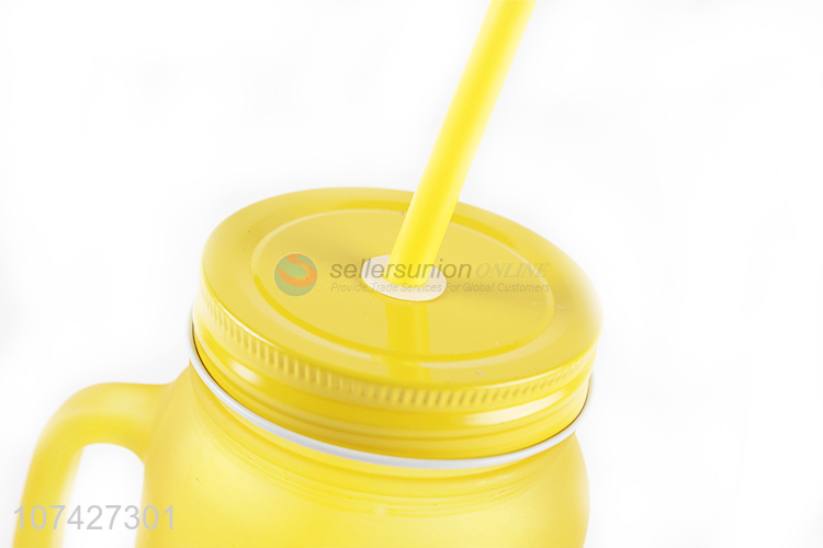 Good Quality Yellow Water Cup With Straw