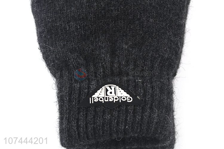 Popular Comfortable Five Finger Gloves Fashion Knitted Gloves